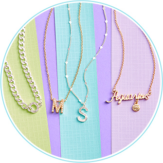 Cadeaux pour Petites Filles Lot de 2 suoryisrty Ensemble Collier et Bracelet pour Enfants avec Fleurs Amour Coeur perl/é Perles Ensemble de Bijoux
