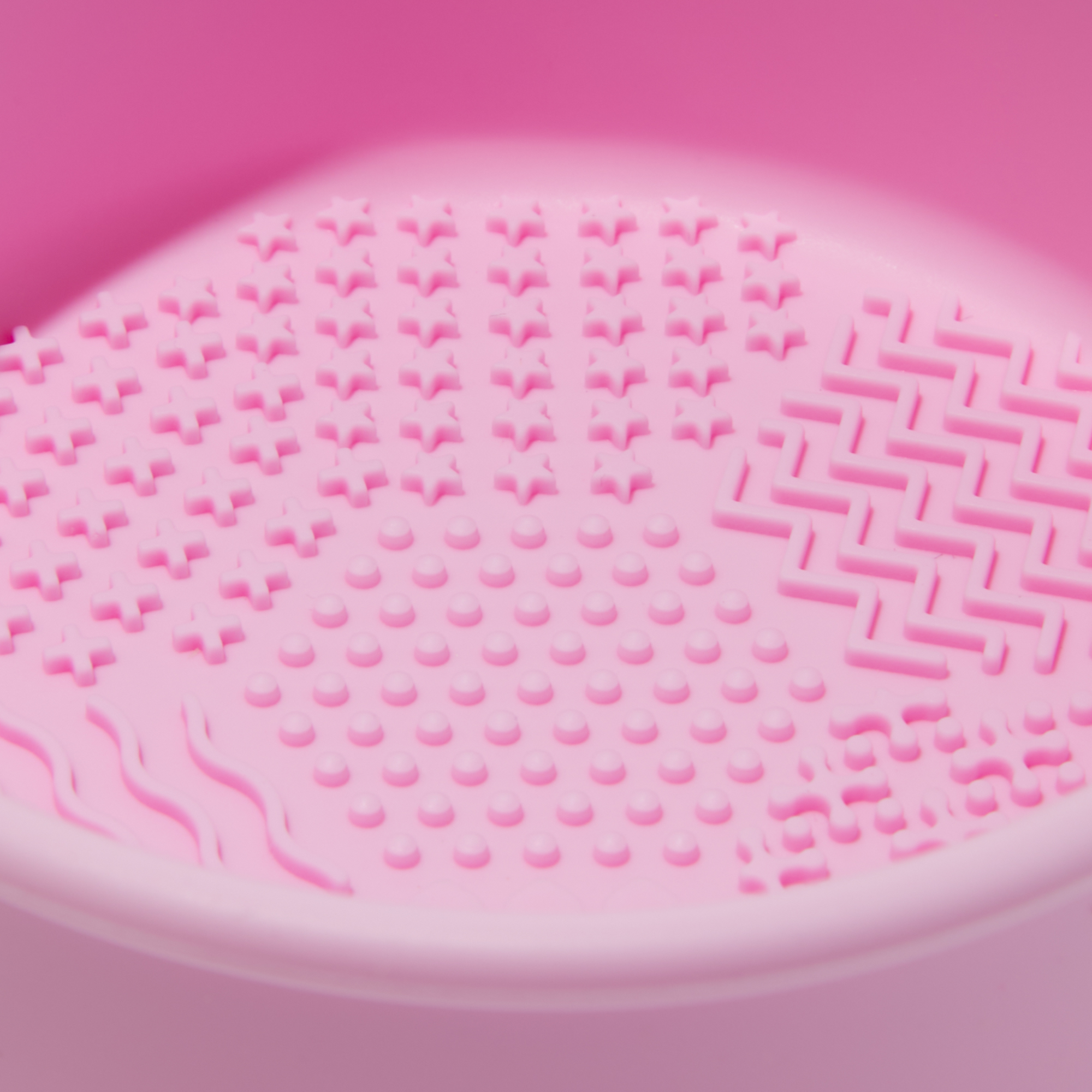 Pink Makeup Brush Cleaner Bowl Set