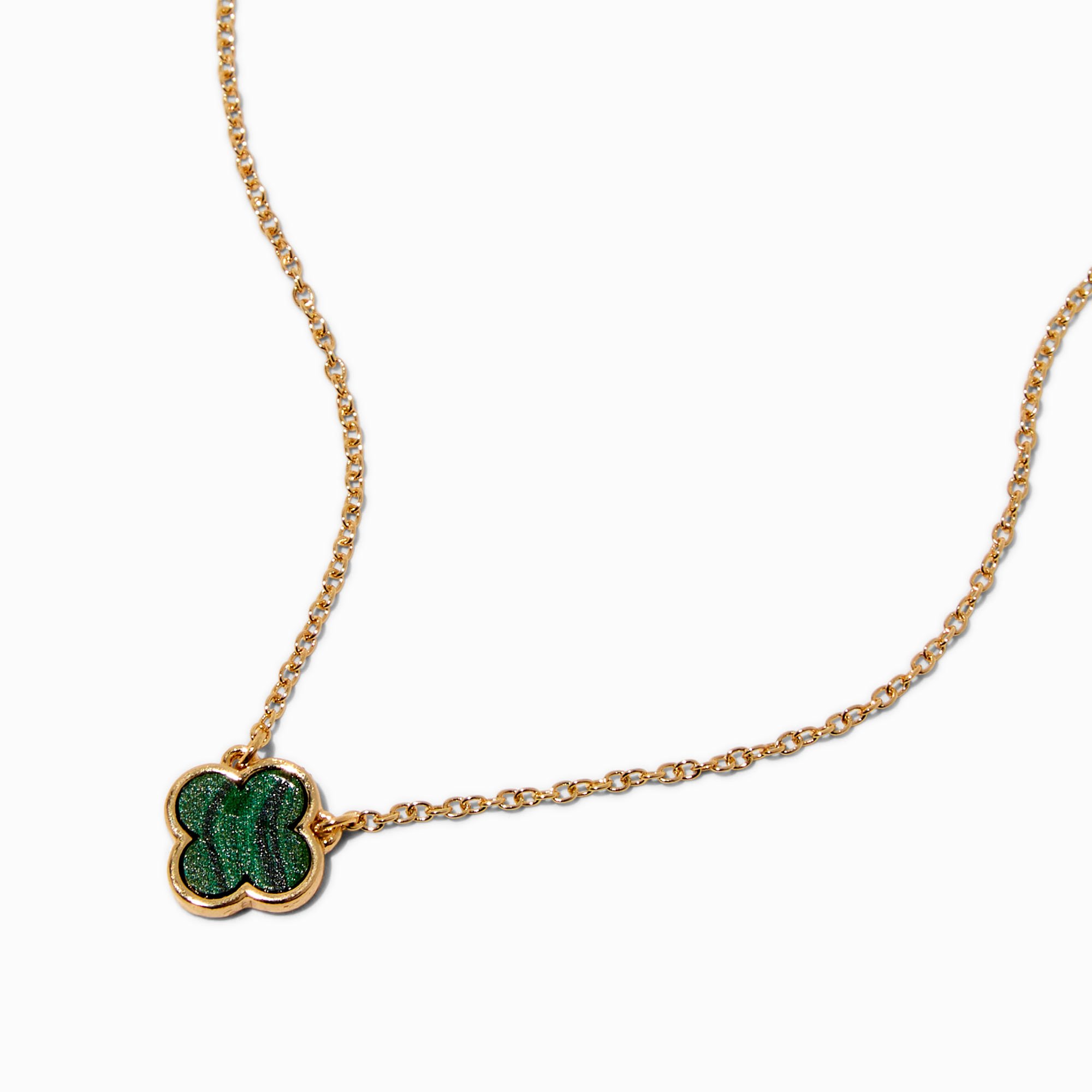 pendant necklaces