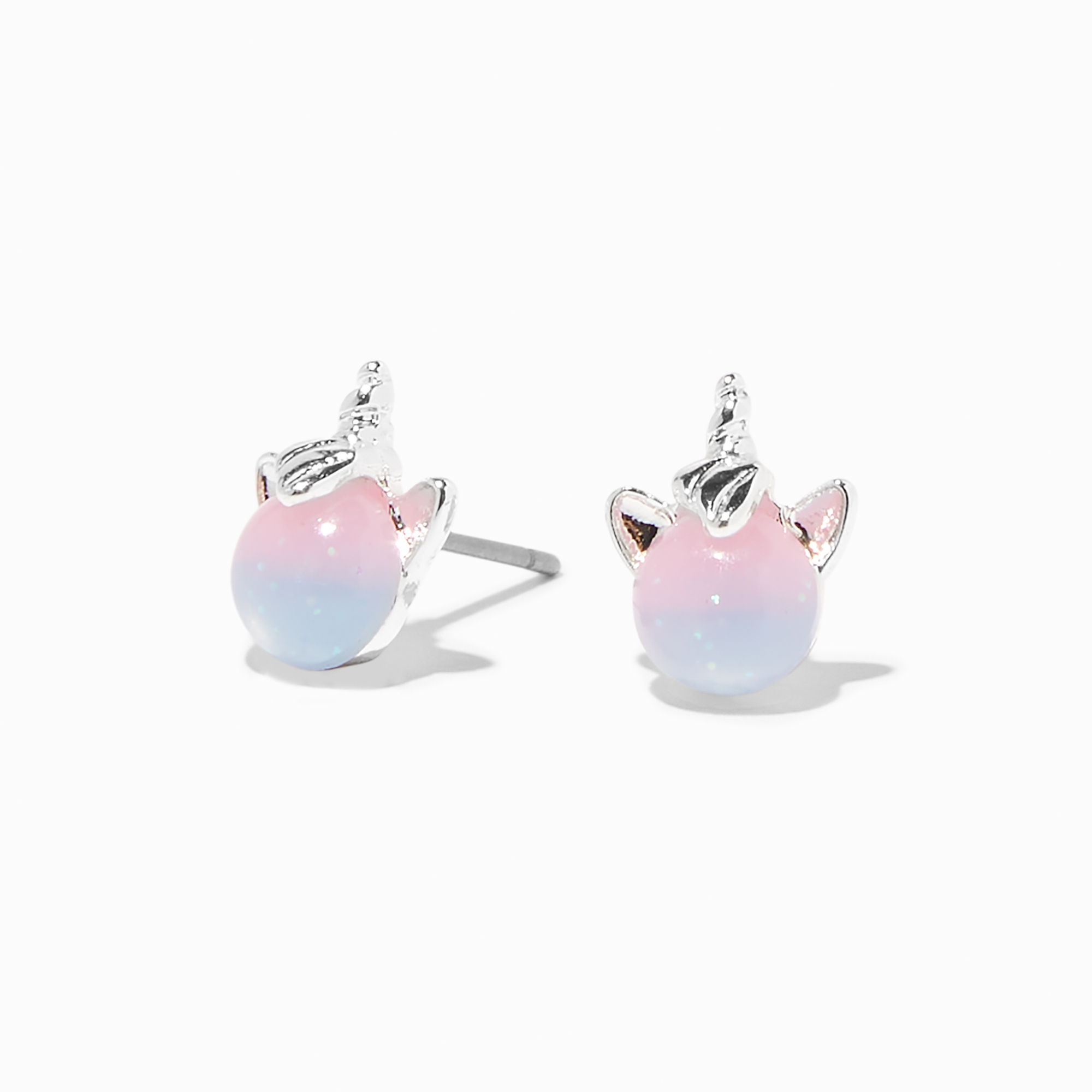 stud earrings